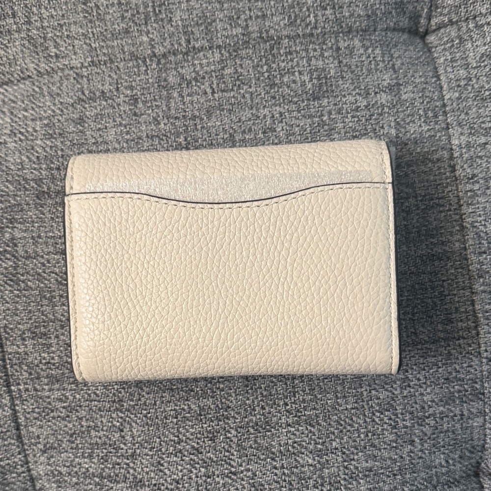 Coach Ivory Leather Wallet with Gold Accent - Picture 3 of 6